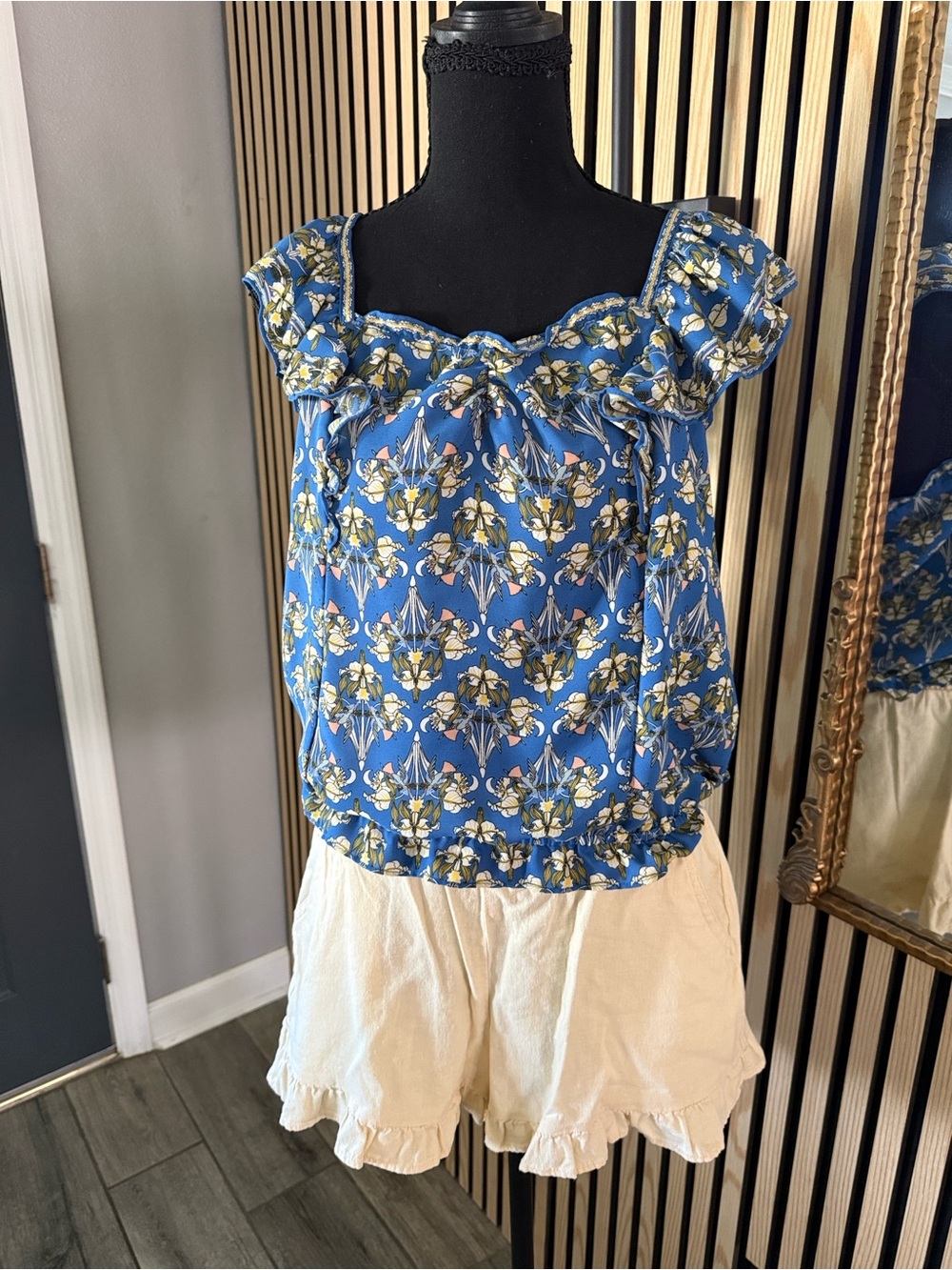Pale Yellow Vanilla Star Shorts